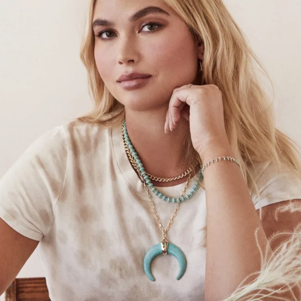 SOLD❌ NWT✨ Kendra Scott l Rebecca Gold Multi Strand Necklace in White Howlite - Picture 8 of 12